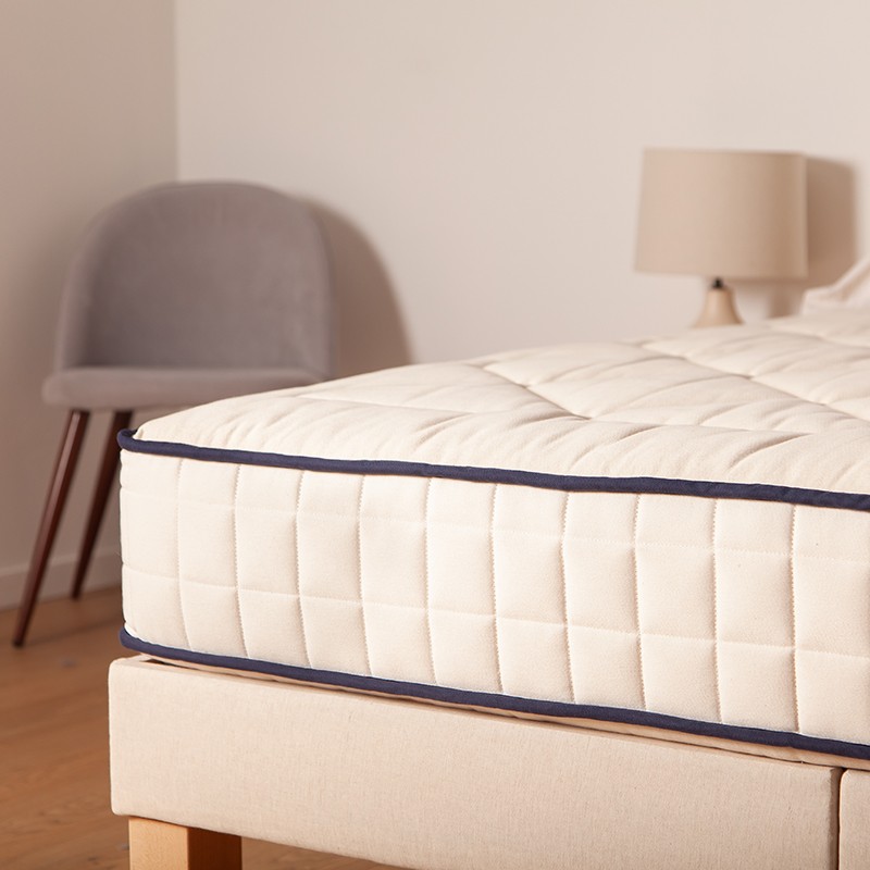 Matelas latex 100% naturel haut de gamme - Literie fabriquée en France