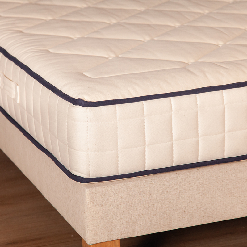 Matelas ressort ou latex pour mal de dos Cosme