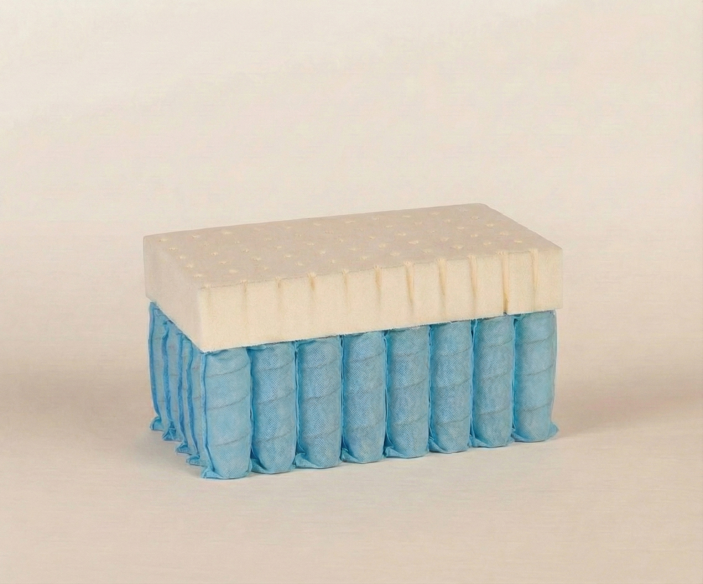Coupe technique d'un matelas à ressorts ensachés Cosme