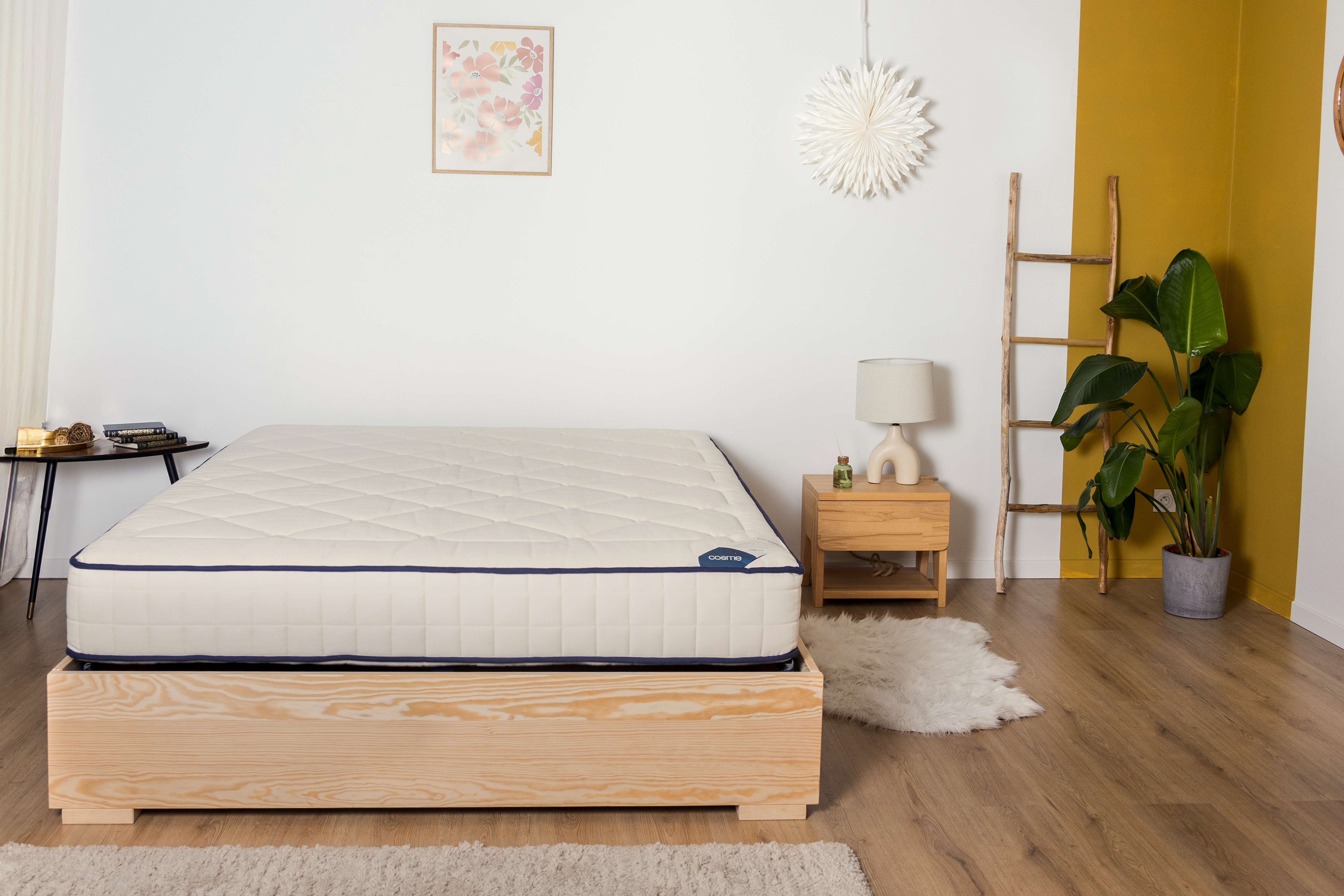 Lit queen size 160x200 cm pour un couple
