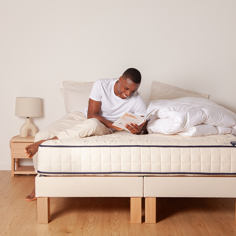 image représentant un lit avec un matelas en latex naturel Cosme