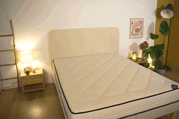 Chambre équipée de literie Cosme